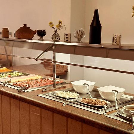 Hotel Primavera Benidorm Luaran gambar