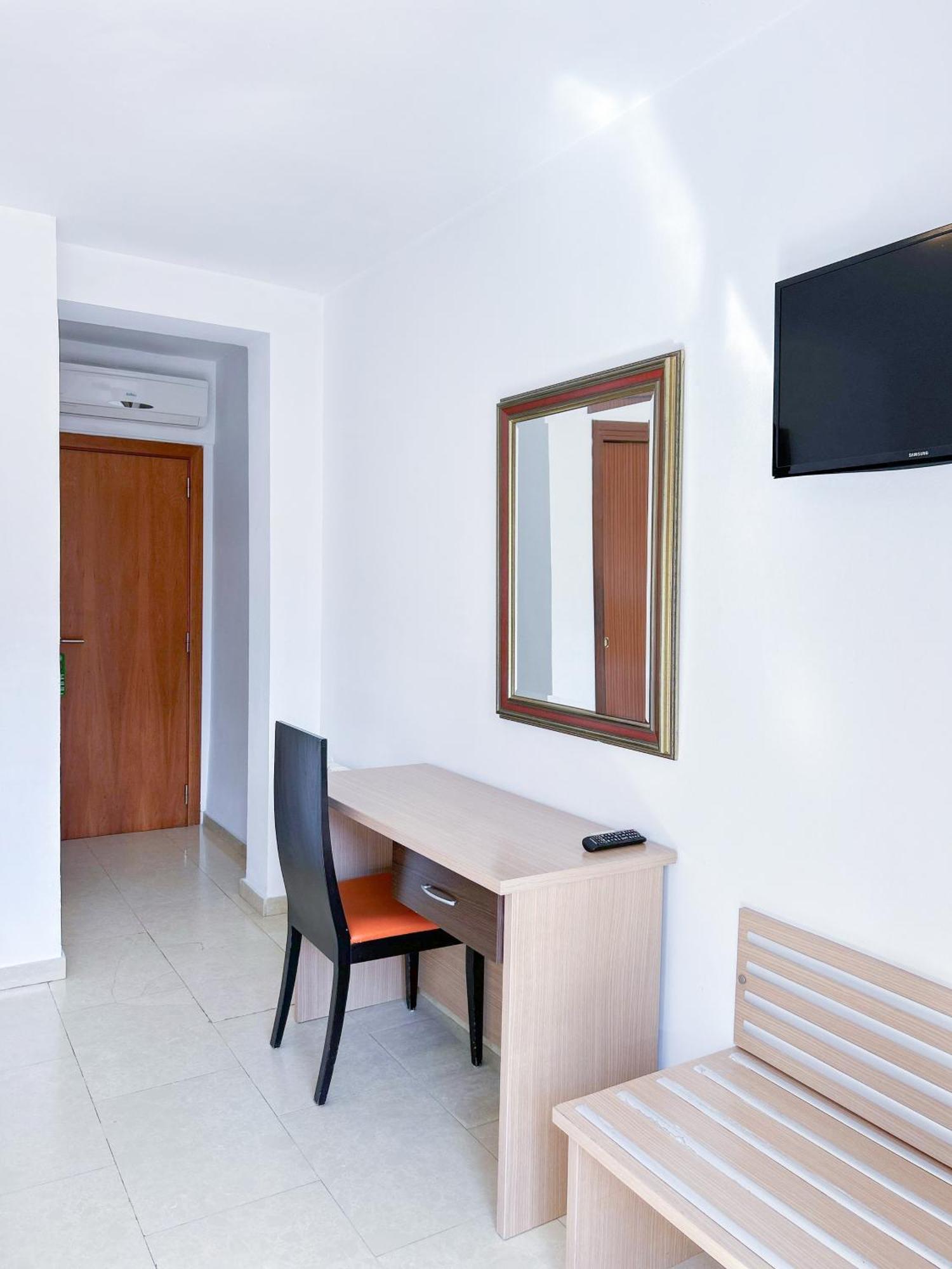 Hotel Primavera Benidorm Luaran gambar